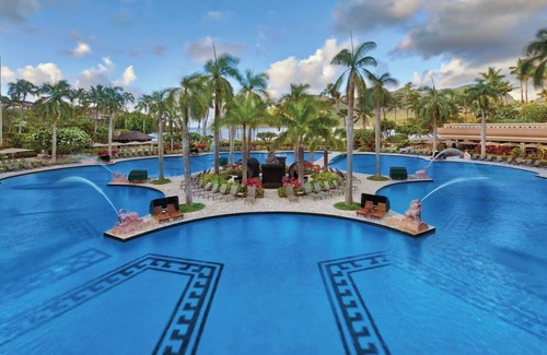 Lihue Resort | Marriott Kauai Beach Club Oceanfront Room, Guest portion of 1 bedroom!