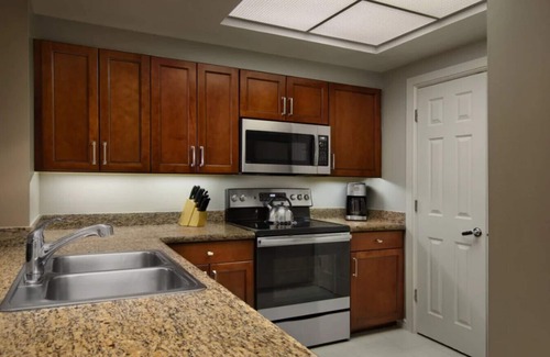 Central Beach Villa | Marriott's BeachPlace Towers (2 Bedroom)