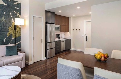 Waikiki Hotel | Marriott Vacation Club, Waikiki