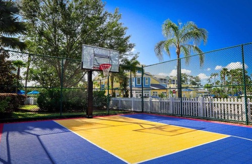 Florida Central Atlantic Coast Condo | Marriott’s Harbour Lake 1-bedroom condo w fitness room, golfcourse, full kitchen