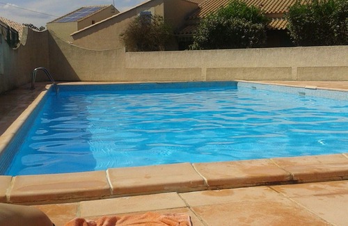 Marseillan House | Marseillan house not overlooked quiet garden terrace in a residence