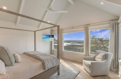 Marsh Island House | Marsh Island 9 - Best Sunset on the Island! Renovated Home!