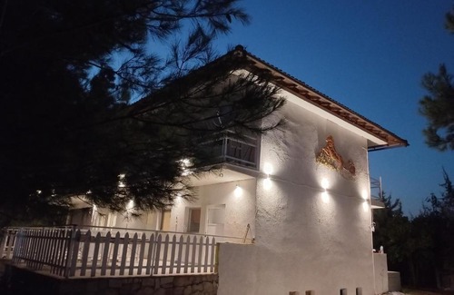 Skala Prinou Apartment | Marti Garden Suites