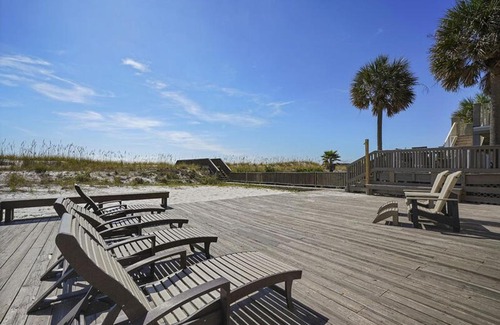 Destin House | Martinis in the Sand by Five Star Properties