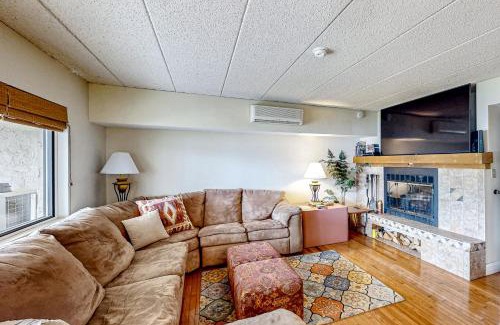 Lake Harmony Apartment | Marvel at Midlake
