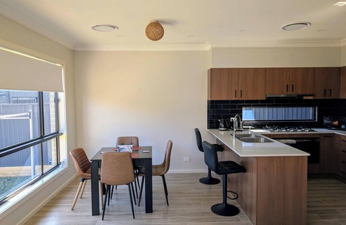 Austral House | Marvel New Home in Austral - 2 Bed + Work/Study + Yoga Room!