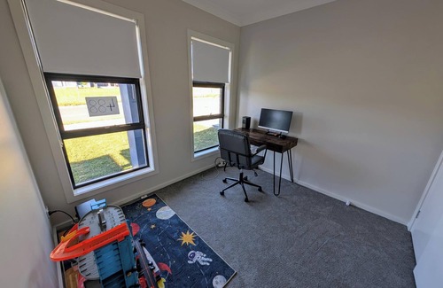 Austral House | Marvel New Home in Austral - 2 Bed + Work/Study + Yoga Room!