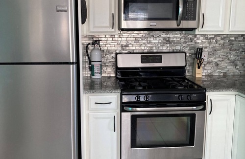 Gold Coast House | Marvelous 4-bedroom beach block house in OCNJ