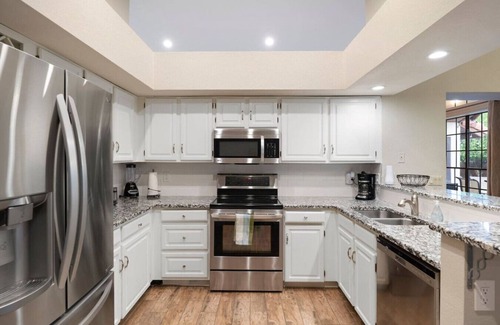 Casa Rica North House | Mary Katherine · Scottsdale home , 4 bedroom , pool and hot tub