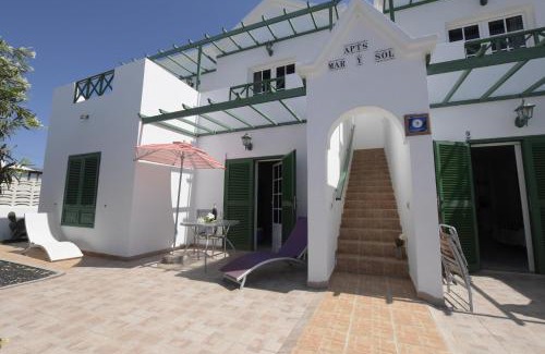 Punta Mujeres Apartment | MarySol 6 terrace with sea views, close to the sea