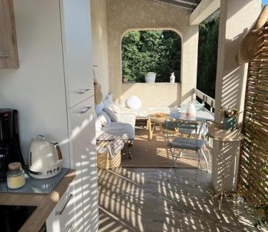 Pernes-les-Fontaines House | Mas Coeur Provence Calme Beauté Grand Parc