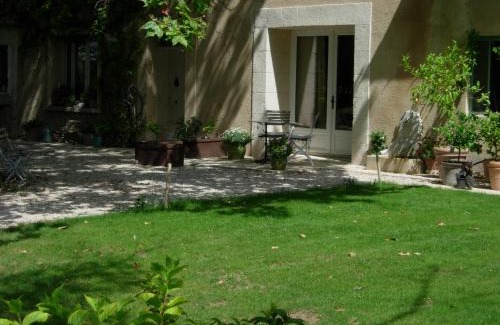 Pernes-les-Fontaines House | Mas de Karlotte