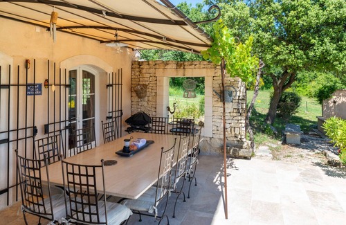 Murs House | Mas de Murs - A beautiful 5 bedroom house in the heart of the Luberon.