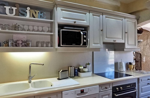 Fontvieille House | Mas De Village Fontvieille