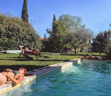 Sainte-Cecile-les-Vignes Villa | Mas des Vignes