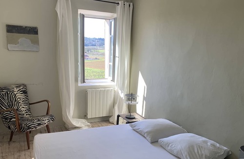 Saint-Paulet-de-Caisson Other | Mas Olivier in Pont-St-Esprit with swimming pool, 8 people and 4 bedrooms