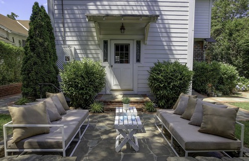 Taylor Run House | Masonic View House- Alexandria City, near Metro & Old Town, Spacious 5 bedroom