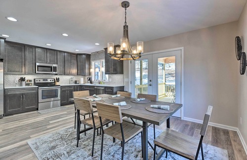 Massanutten House | Massanutten Resort Home w/Deck + Mountain Views!