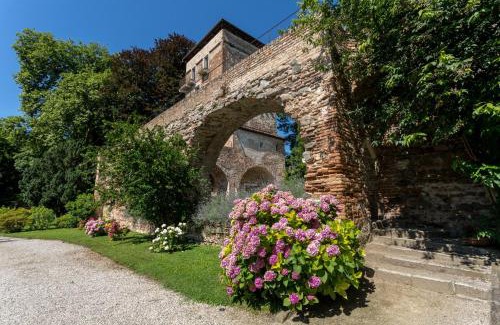 Historic Centre House | Massimago Wine Tower