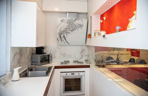 Zona XXXIII Acilia Sud Apartment | Massimo Troisi 12 in Rome