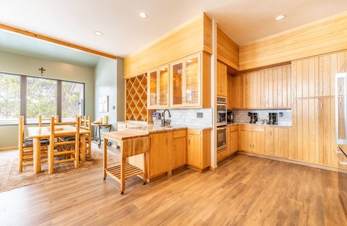 Keystone House | Massive Mountain Home & Panoramic Golf Views! Pet Friendly, Private Hot tub