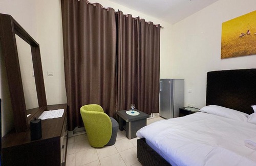Barsha Heights House | Master Bedroom