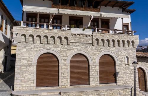 Berat Bed & Breakfast | Master Hotel
