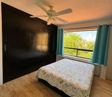 Zona Hotelera House | Master Suite In Beach House Pok