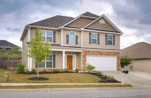 Evans House | Masters Week n4BR, 4 Beds, Sleeps 8, Evans, GA