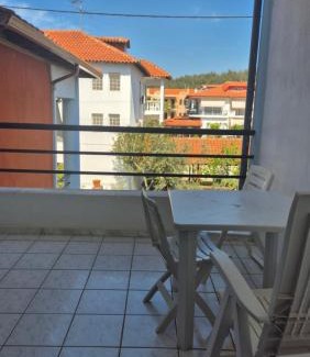 Toroni Apartment | Mateja's Maisonette