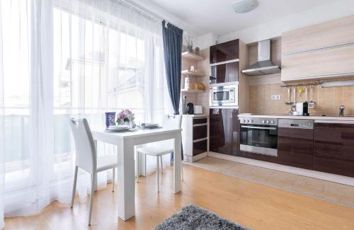 Magdolna negyed Apartment | Matthias Home Midtown Budapest