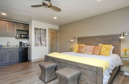 Westcliffe Apartment | Mattie's Lofts has transitioned to new management.
