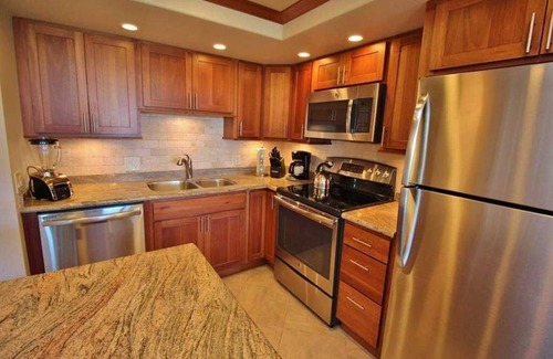 Kihei Condo | Maui Banyan H-502: 1 Br Ocean View Condo w/New Furniture & Appliances