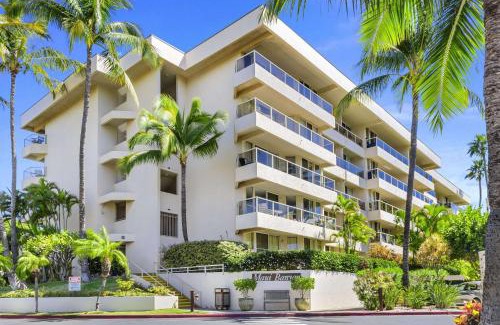 Kihei Apartment | Maui Banyan Studio, King Bed, Steps to Kam2 Beach