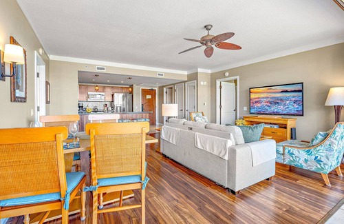 Kaanapali Condo | Maui Resort Rentals: Hokulani 605 – Premier 6th-Floor Oceanview Penthouse | Closest 2BR Column to the Ocean!