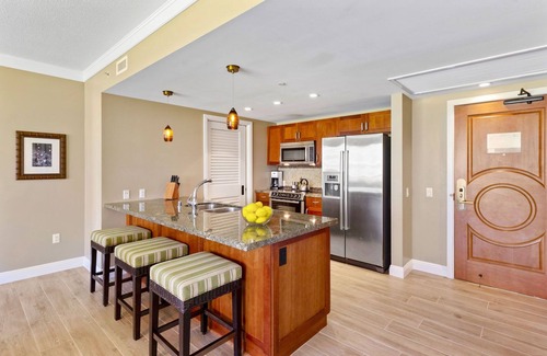 Honokowai Condo | Maui Resort Rentals: Honua Kai - 4 Total Bedrooms, Partial Ocean AND West Maui Mountain Views!