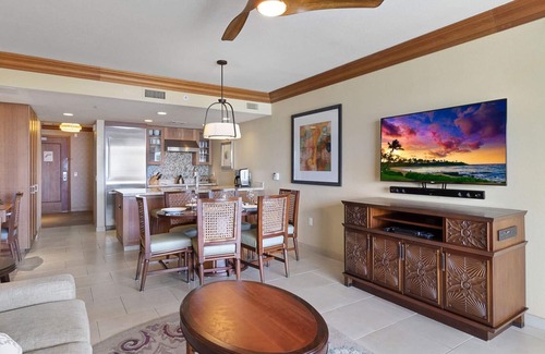 Kaanapali Villa | Maui Resort Rentals: Hyatt Residence Club – 2BR Oceanfront Middle Floor VIlla