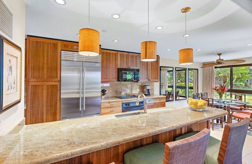 Kaanapali Condo | Maui Resort Rentals: Kaanapali Alii 233 - Luxurious Interior Courtyard 3BR with Stunning Ocean Views!
