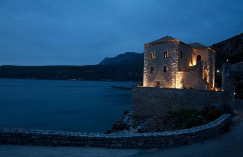 Limeni Hotel | Mavromichalai