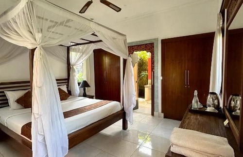 Nyuh Kuning House | Mawa House