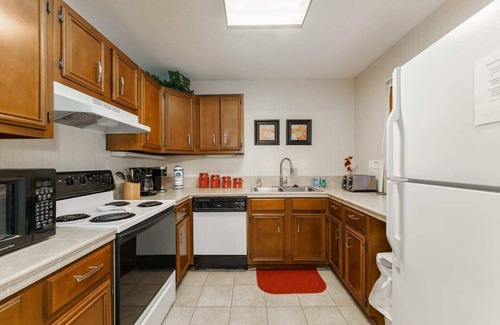 Pittman Center Condo | May Special! Smoky Mtn Family Basecamp, 2BR Condo Near Dollywood & Parks