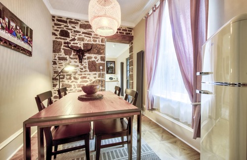 Glasgow Westend Apartment | Maya's Glasgow Holiday Homes