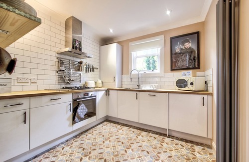 Glasgow Westend Apartment | Maya's Glasgow Holiday Homes