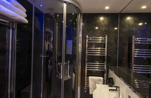 Scarborough Hotel | Mayfield Hotel