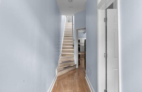 Old Town Alexandria House | Mayflower Hospitality 4B Retreat- Old Town, VA
