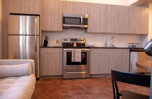 Center City Apartment | Mayor's Study Loft in the Kestrel Building