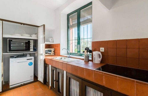 Lora Del Rio Ski Chalet | Mazuecos Rural House - Beautiful 3 bedroom finca in Sevilla