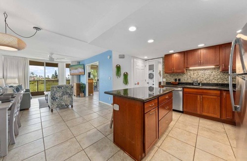 Kihei Condo | MB P301 Remodeled 2BD Condo Across Beach Pool AC