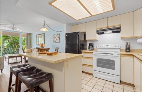 Kihei House | MBH109 Charming & Updated Maui Banyan 2 Bath