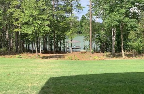 West Union House | McAlister Rd Absolutely Stunning Home on Lake Keowee
